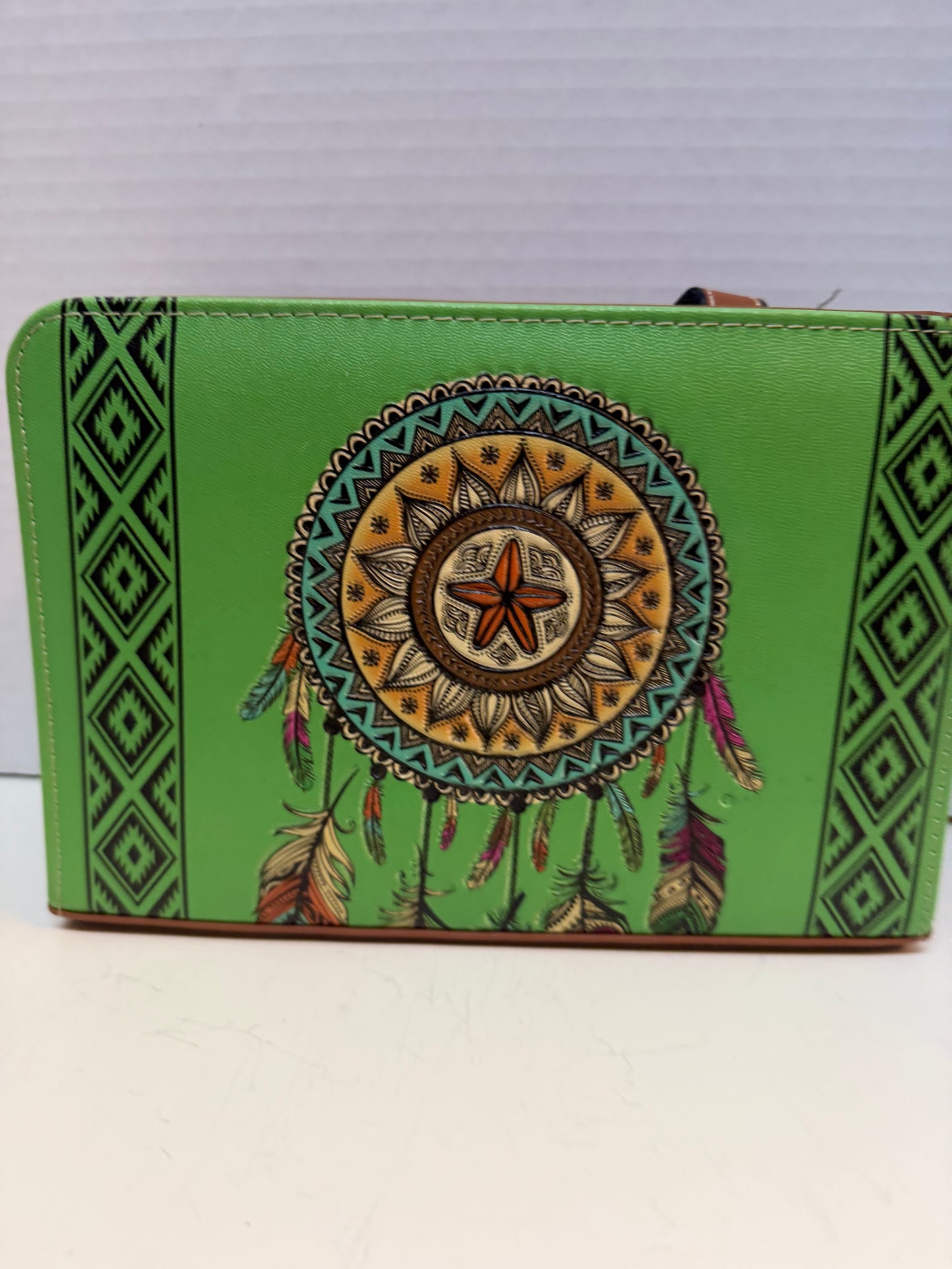 Artesanal Vegan Leather Crossbody